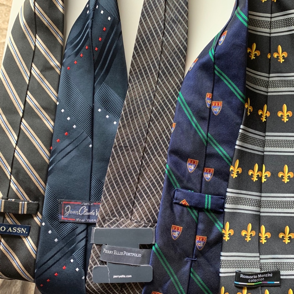 Lot of 5 men’s tie